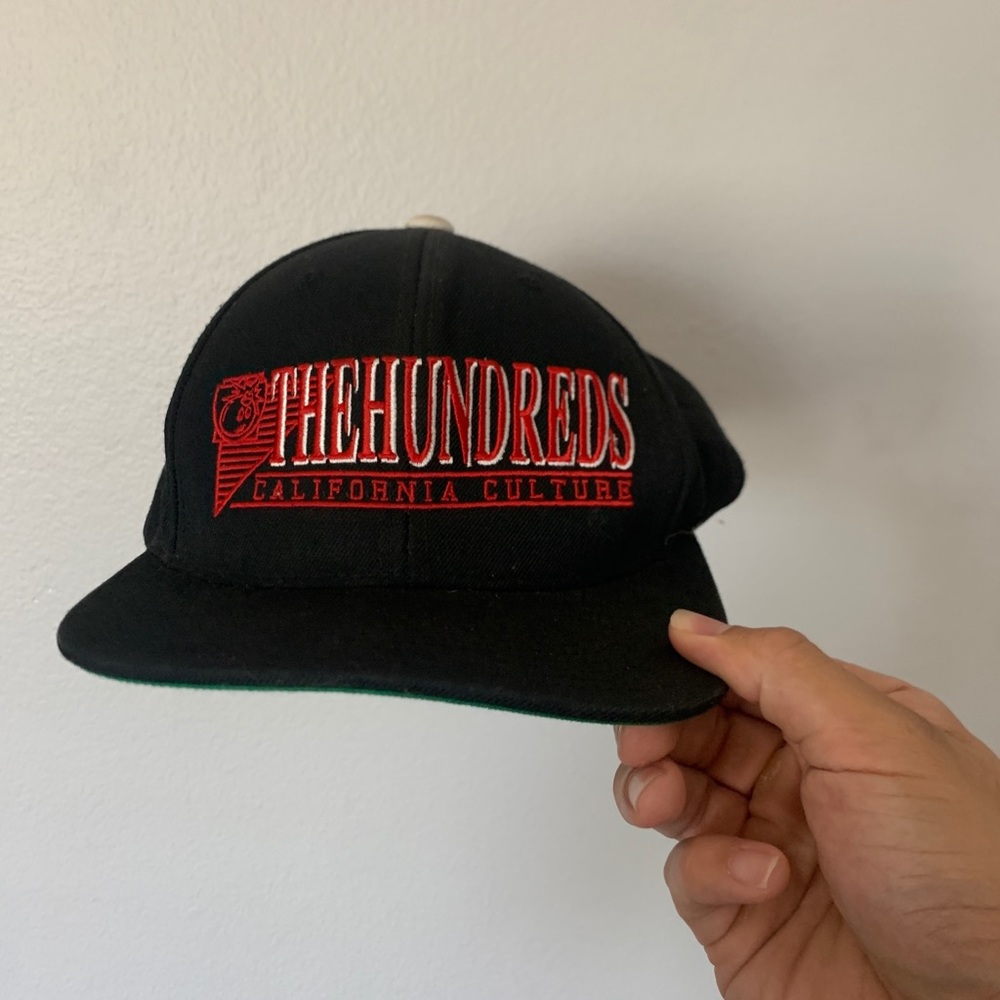 The hundreds black red snap Back